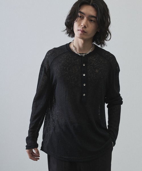 Shoowtime（ショウタイム）の「Sheer Henley Neck Long Sleeve T-Shirt / シアーヘンリーネックロングTシャツ（Tシャツ/カットソー・メンズ・ホワイト/ブラック/ライトブラウン・MEDIUM/LARGE/X-LARGE）」の6枚目の写真