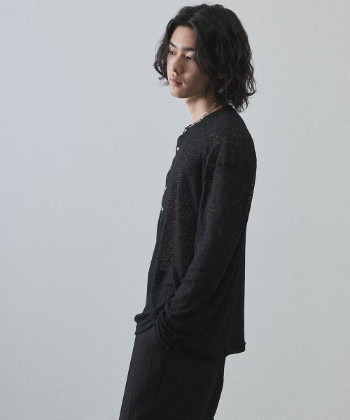 Shoowtime（ショウタイム）の「Sheer Henley Neck Long Sleeve T-Shirt / シアーヘンリーネックロングTシャツ（Tシャツ/カットソー・メンズ・ホワイト/ブラック/ライトブラウン・MEDIUM/LARGE/X-LARGE）」の7枚目の写真