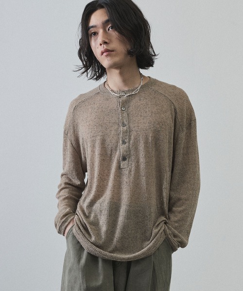 Shoowtime（ショウタイム）の「Sheer Henley Neck Long Sleeve T-Shirt / シアーヘンリーネックロングTシャツ（Tシャツ/カットソー・メンズ・ホワイト/ブラック/ライトブラウン・MEDIUM/LARGE/X-LARGE）」の19枚目の写真