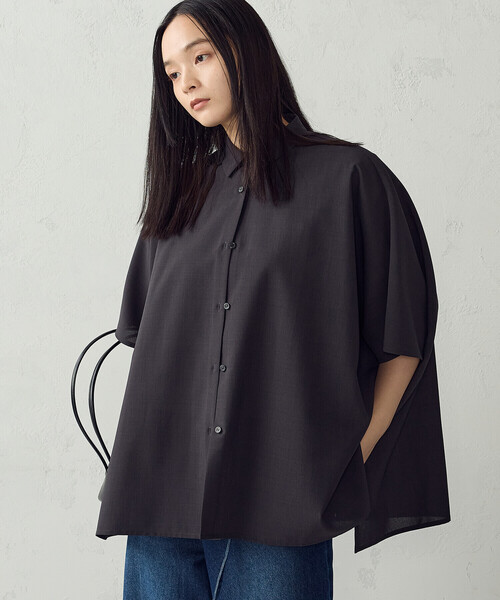 COMME CA ISM（コムサイズム）の「麻調ポリエステル オバーサイズシャツ（シャツ/ブラウス・レディース・サックスブルー/ベージュ/チャコール・FREE）」の12枚目の写真