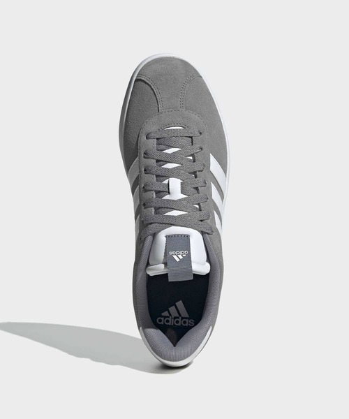 adidas(アディダス)の「VL コート 3.0 / VL COURT 3.0 スニーカー アディダス adidas(スニーカー・メンズ・グレー・22.5cm/23.0cm/23.5cm/24.0cm/24.5cm/25.0cm/25.5cm/26.0cm/26.5cm/27.0cm/27.5cm/28.0cm/28.5cm/29.0cm)」の2枚目の写真