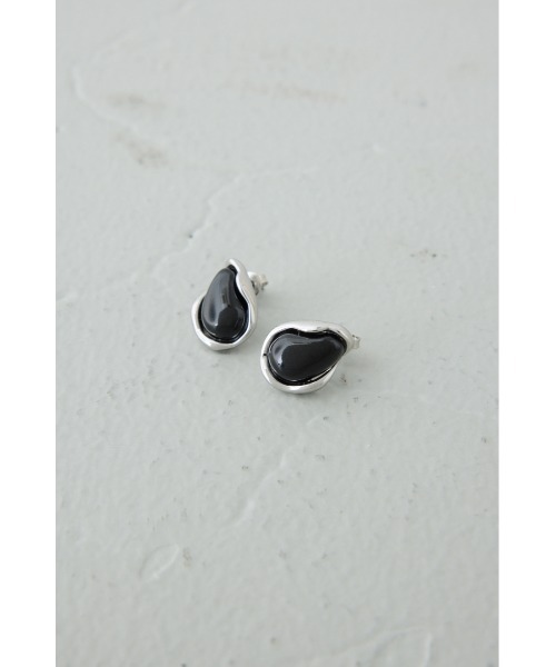 AZUL by moussy(アズールバイマウジー)の「ストーンピアス(ピアス(両耳用)・レディース・ブラック/クリア・FREE)」の5枚目の写真