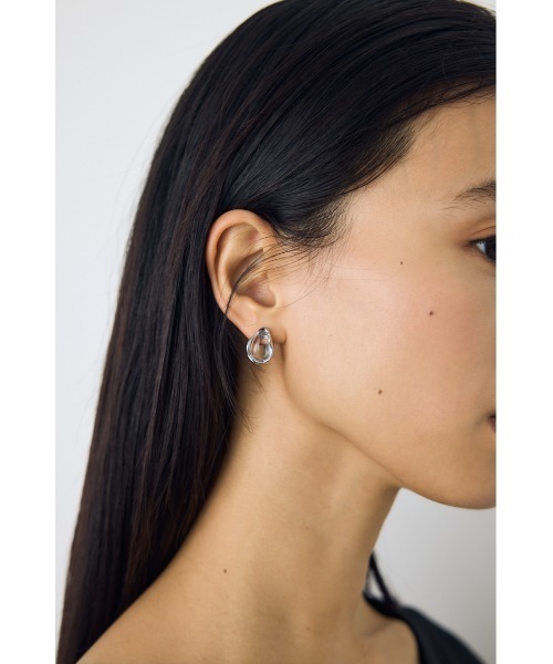 AZUL by moussy(アズールバイマウジー)の「ストーンピアス(ピアス(両耳用)・レディース・ブラック/クリア・FREE)」の8枚目の写真