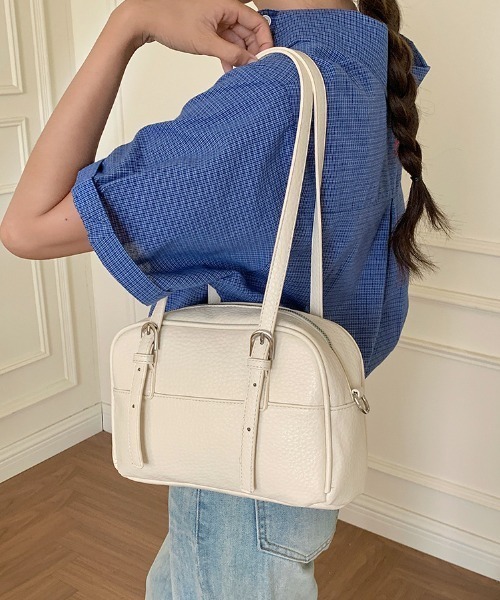 mebole(メボレ)の「square boston bag(ショルダーバッグ・レディース・ブラック/ホワイト/ブルー・FREE)」の6枚目の写真