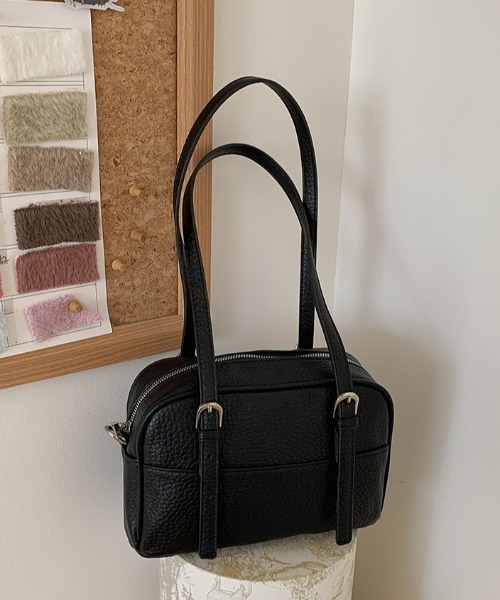 mebole(メボレ)の「square boston bag(ショルダーバッグ・レディース・ブラック/ホワイト/ブルー・FREE)」の20枚目の写真