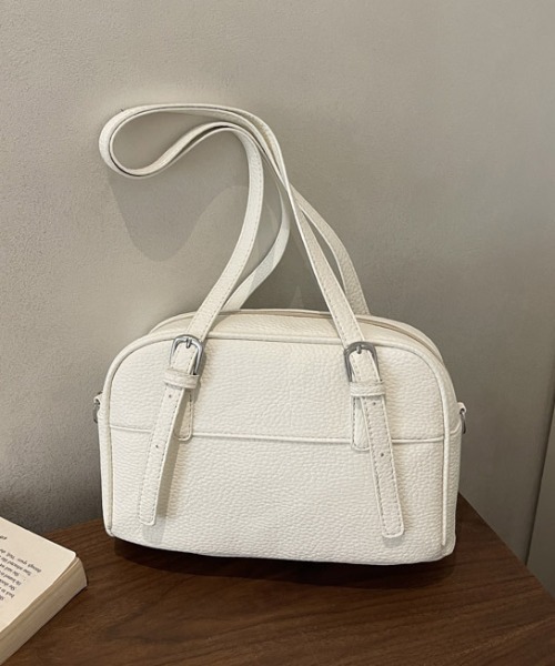mebole(メボレ)の「square boston bag(ショルダーバッグ・レディース・ブラック/ホワイト/ブルー・FREE)」の13枚目の写真