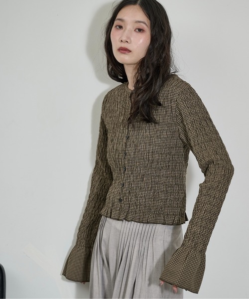 THE YOn(ザヨン)の「2WAYチェックシャーリングフリルブラウス(シャツ/ブラウス・レディース・グリーン/チャコールグレー/ブラウン・FREE)」の18枚目の写真