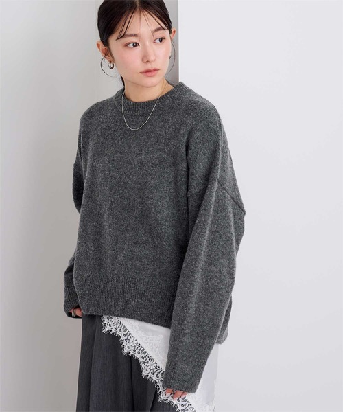 UR'S(ユアーズ)の「【スフレタッチ】ウールブレンドクルーネックニット(ニット/セーター・レディース・チャコール/ブラウン/ネイビー/ブラック・S/L/M)」の20枚目の写真