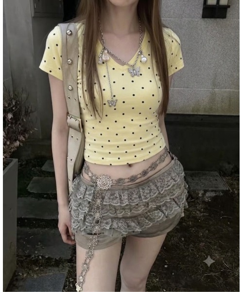 おしゃれスタ(オシャレスタ)の「ドット柄 Vネック Tシャツ(Tシャツ/カットソー・レディース・イエロー/ブラック/ホワイト/ミント・XL/L/S/M)」の11枚目の写真