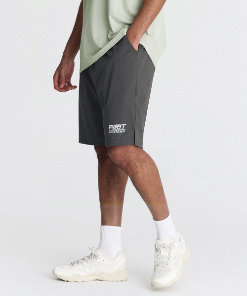 AIRIT(アイリット)の「クイックドライ 9インチ ショーツ AM3100 GY(その他パンツ・メンズ・ダークグレー・X-LARGE/XXX-LARGE/XXXXX-LARGE)」の1枚目の写真