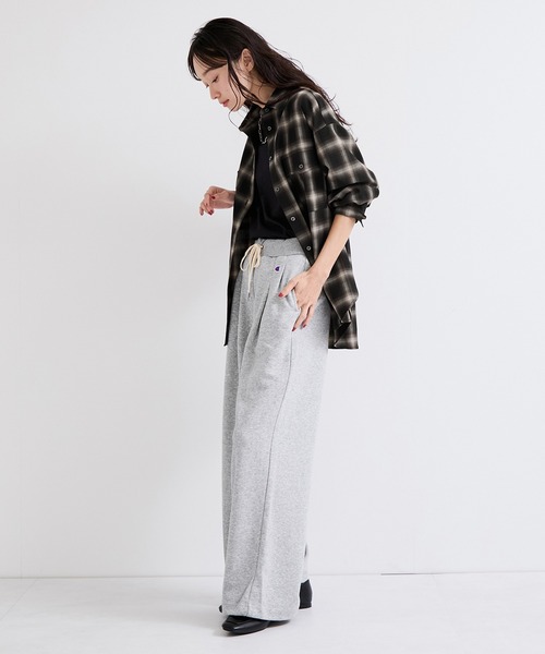 le cercle ADAM ET ROPE'(ルセルクルアダムエロペ)の「オンブレチェックシャツ(シャツ/ブラウス・レディース・ボルドー/ブラック系その他・FREE)」の4枚目の写真