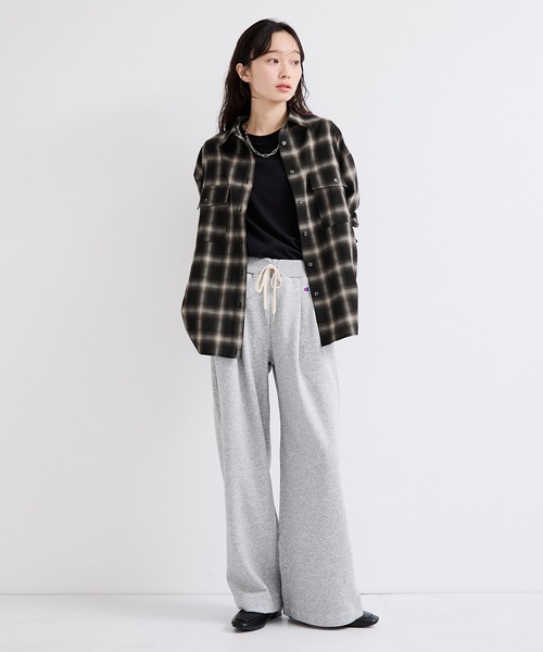 le cercle ADAM ET ROPE'(ルセルクルアダムエロペ)の「オンブレチェックシャツ(シャツ/ブラウス・レディース・ボルドー/ブラック系その他・FREE)」の5枚目の写真