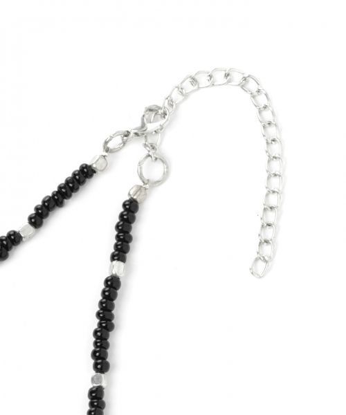 RAGEBLUE（レイジブルー）の「ランダムビーズネックレス/727601（ネックレス・メンズ・ライトブルー/ブラック/レッド・FREE）」の5枚目の写真