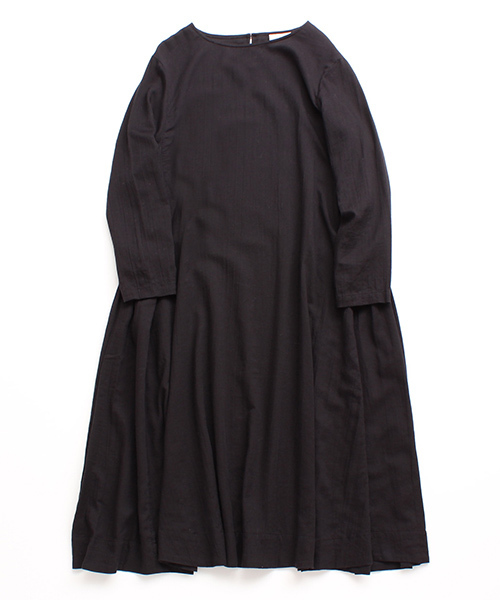 Yuni ユニ の C Wビエラサイド タックop ワンピース Wear