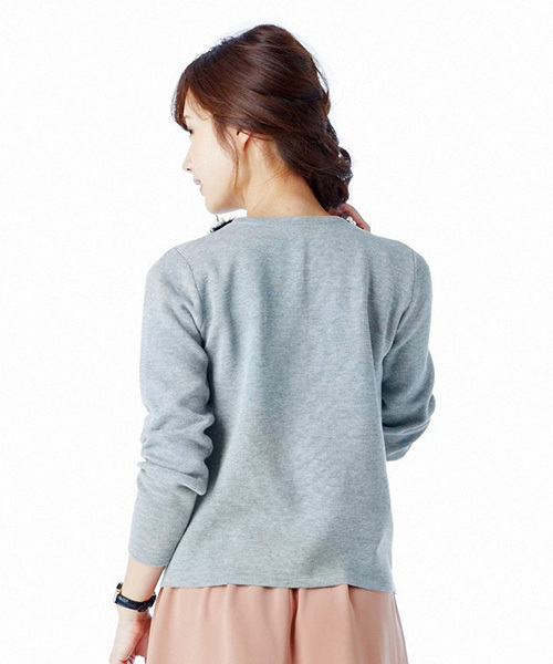 IEDIT（イディット）の「アクセいらずの華やかさ　ビジュー付きミラノリブカーディガン（カーディガン/ボレロ・レディース・グレー/ピンク/ブラック・MEDIUM/SMALL/XX-LARGE/LARGE/X-LARGE）」の10枚目の写真