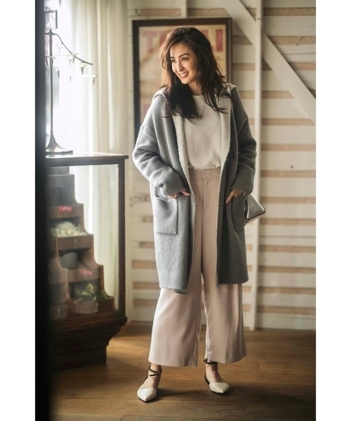 AG by aquagirl（エージーバイアクアガール）の「タックワイドパンツ（その他パンツ・レディース・ピンク/ブラック/グレー・38/36）」の4枚目の写真