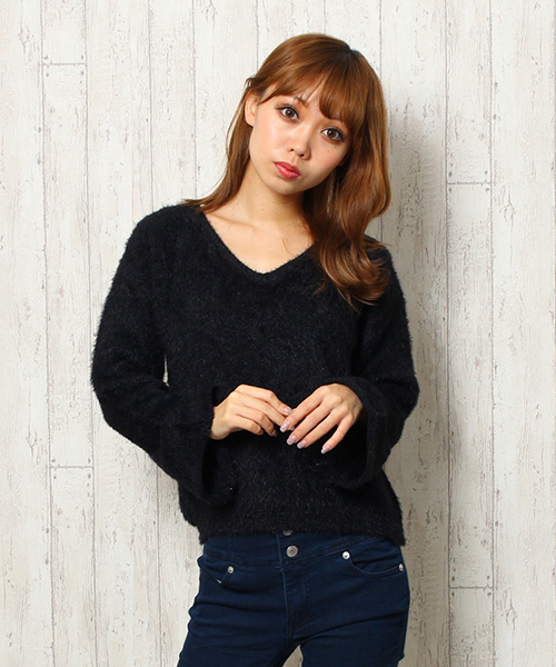 SpRay（スプレイ）の「シャギーＢＡＣＫスピンドルニット（ニット/セーター・レディース・ブラック/ワイン/ホワイト/キャメル/ラベンダー/イエロー・FREE）」の3枚目の写真