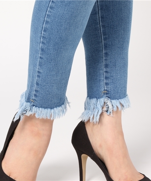 Re:EDIT（リエディ）の「[リエディ]裾フリンジダメージスキニーデニムボトムス/パンツ/デニムパンツ/デザインデニム/スキニーデニム（その他パンツ・レディース・ブルー系その他/インディゴブルー/サックスブルー/ワンウォッシュ・MEDIUM/SMALL）」の11枚目の写真