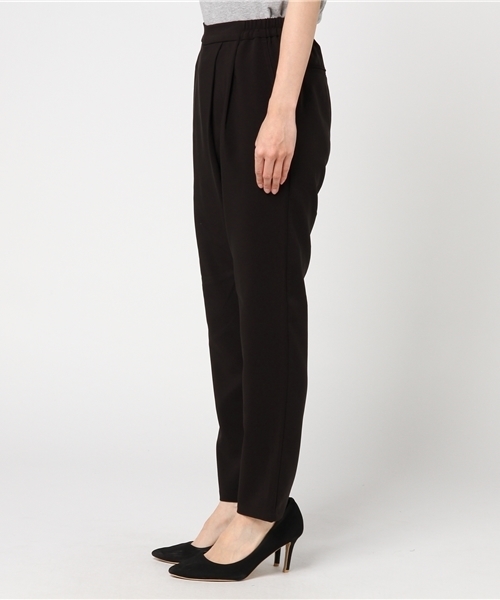 Bou Jeloud（ブージュルード）の「とろみタックテーパードパンツ（スラックス・レディース・ベージュ/ブラック/カーキ/ブルー・38/40/36）」の6枚目の写真