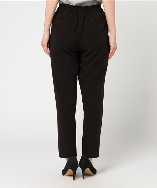 Bou Jeloud（ブージュルード）の「とろみタックテーパードパンツ（スラックス・レディース・ベージュ/ブラック/カーキ/ブルー・38/40/36）」の7枚目の写真