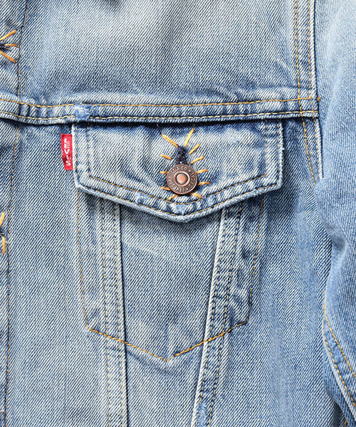 LEVI'S VINTAGE CLOTHING（リーバイスビンテージクロージング）の「LEVI'S(R) VINTAGE CLOTHING 1967 デニムジャケット ライトインディゴブルー TYPE III JACKET DUST（デニムジャケット・メンズ・ライトインディゴブルー・MEDIUM/SMALL/LARGE）」の15枚目の写真