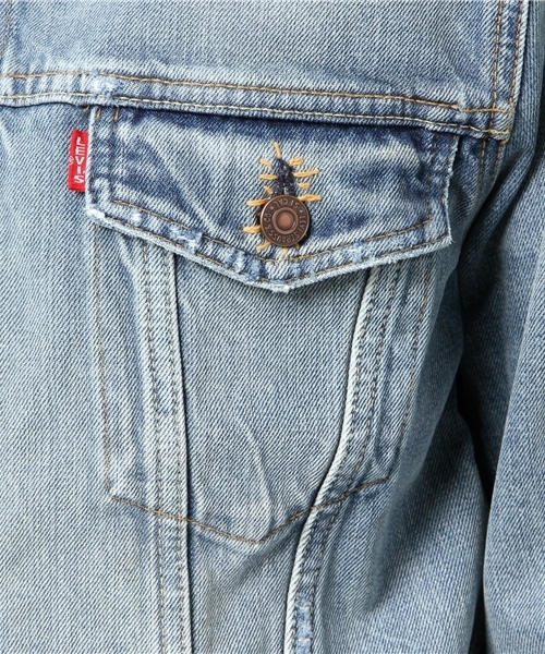 LEVI'S VINTAGE CLOTHING（リーバイスビンテージクロージング）の「LEVI'S(R) VINTAGE CLOTHING 1967 デニムジャケット ライトインディゴブルー TYPE III JACKET DUST（デニムジャケット・メンズ・ライトインディゴブルー・MEDIUM/SMALL/LARGE）」の8枚目の写真
