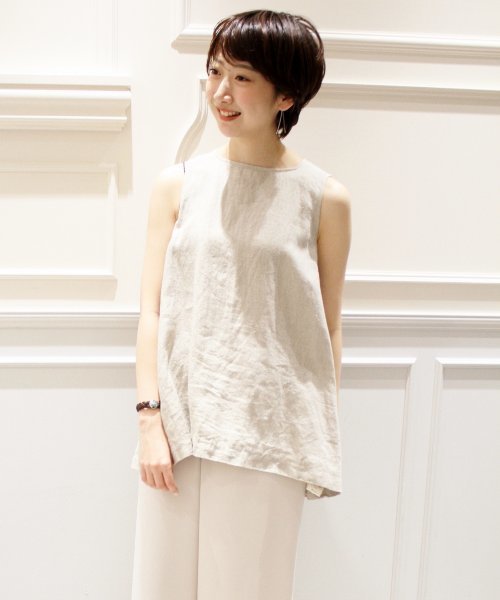 plage(プラージュ)の「Linen タックブラウス◆(シャツ/ブラウス・レディース・ホワイト/ベージュ・FREE)」の9枚目の写真