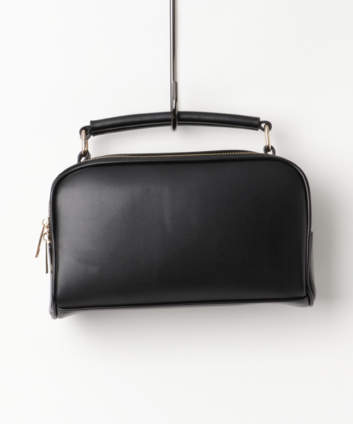 ENVYM（アンビー）の「ＦＵＲ ＣＨＡＩＮ ＢＡＧ（ボディバッグ/ウエストポーチ・レディース・ブラック/パープル・FREE）」の2枚目の写真