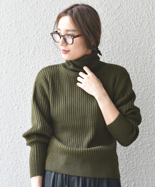 liflattie ships（リフラティ シップス）の「liflattie ships: リブ パフスリーブ タートルネック ニット ◇（ニット/セーター・レディース・オリーブ/オフホワイト/ブラック・MEDIUM/SMALL）」の3枚目の写真
