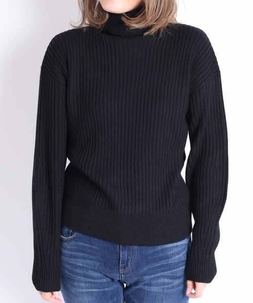 liflattie ships（リフラティ シップス）の「liflattie ships: リブ パフスリーブ タートルネック ニット ◇（ニット/セーター・レディース・オリーブ/オフホワイト/ブラック・MEDIUM/SMALL）」の5枚目の写真