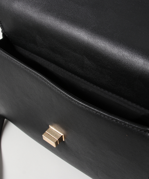 one way（ワンウェイ）の「2ポケワンハンドルバッグ（ショルダーバッグ・レディース・ホワイト/ブラック/グレー/レッド・FREE）」の9枚目の写真