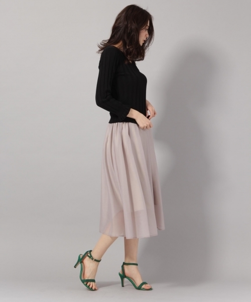 Andemiu（アンデミュウ）の「ワイドリブＶネックプルオーバー787748（ニット/セーター・レディース・ブラック/ホワイト/ピンク/グリーン・FREE）」の7枚目の写真