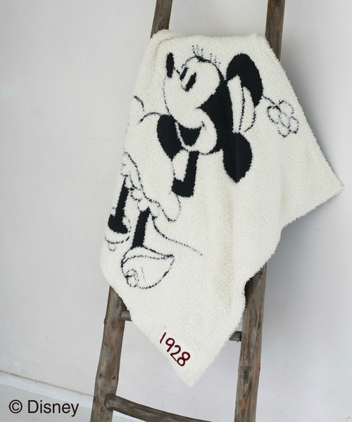 baby barefoot dreams blanket