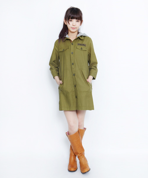 X-girl（エックスガール）の「ARMY SHIRT DRESS（ワンピース・レディース・カモフラージュ/オリーブ/ネイビー・1/2）」の2枚目の写真