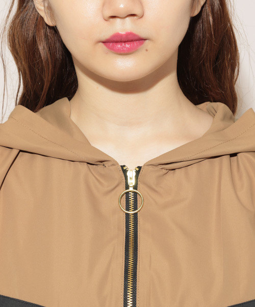 apres jour(アプレジュール)の「配色フードハーフジップ【ZOZOTOWN限定アイテム】(パーカー・レディース・ベージュ/レッド・フリー)」の14枚目の写真