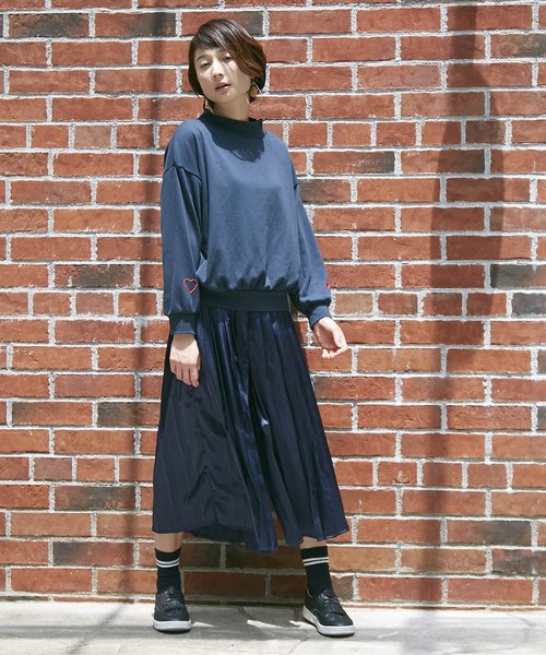 Otonato（オトナト）の「プリーツスカンツ(ママ) 8分丈（その他パンツ・レディース・ネイビー/オレンジ・MEDIUM）」の3枚目の写真