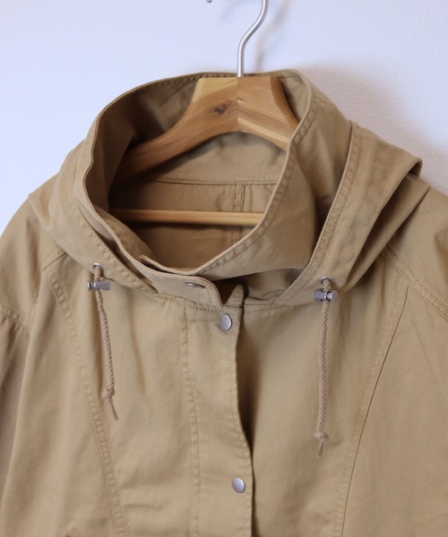 andme（アンドミー）の「コットンチノツイルマウンテンパーカー（マウンテンパーカー・レディース・ブラック/ベージュ/ネイビー/カーキ・M）」の11枚目の写真