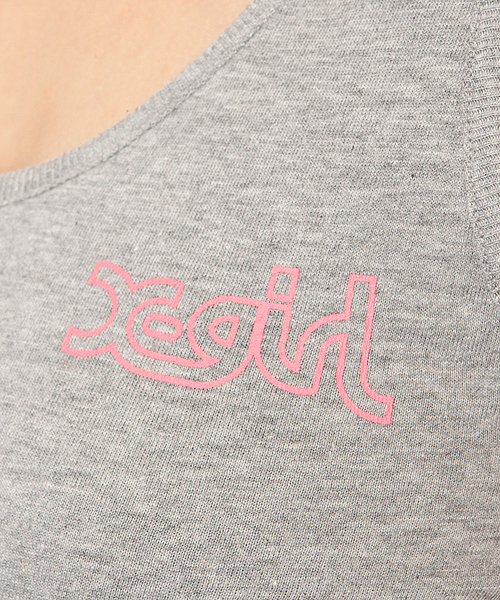 X-girl(エックスガール)の「BASIC TANK TOP(タンクトップ・レディース・ホワイト/マルチ/ブラック/アッシュグレー/ネイビー・1/2)」の11枚目の写真