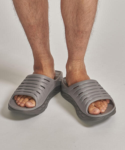 HOKA（ホカ）の「＜HOKA ONE ONE＞ RECOVERY SLIDE/サンダル（サンダル・メンズ・ブラック/ダークグレー・11/8/10/9）」の19枚目の写真