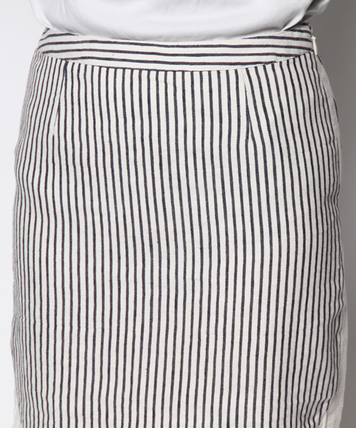 B:MING by BEAMS(ビーミングバイビームス)の「○ビーミング by ビームス / サイドラウンドスカート(スカート・レディース・オフホワイト/ネイビー・SMALL/MEDIUM)」の5枚目の写真