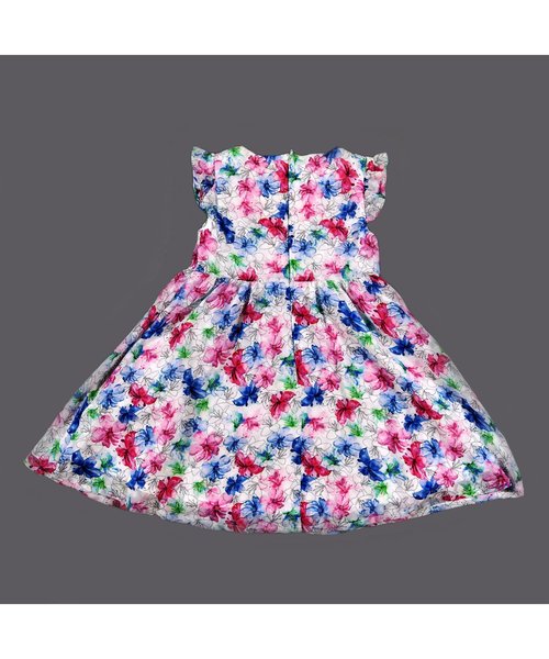 BeBe（ベベ）の「BeBe/カットドビーサマーフラワーワンピース（ワンピース・キッズ・ブルー・120/110/100/140/130/90）」の7枚目の写真