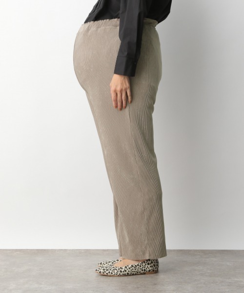 LEPSIM（レプシィム）の「マタニティ／ベロアプリーツイージーパンツ　920562（マタニティウェア/グッズ・レディース・ダークブラウン/ブラック/ブラウン・FREE）」の8枚目の写真