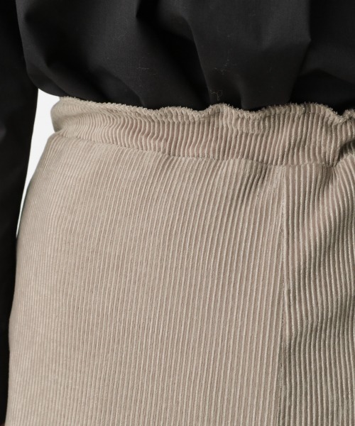 LEPSIM（レプシィム）の「マタニティ／ベロアプリーツイージーパンツ　920562（マタニティウェア/グッズ・レディース・ダークブラウン/ブラック/ブラウン・FREE）」の13枚目の写真