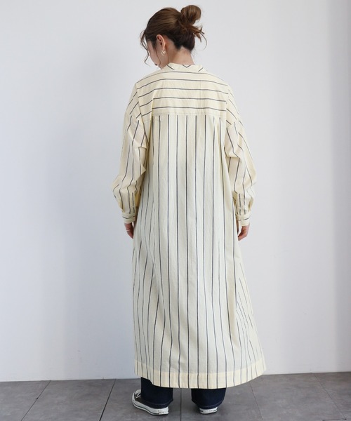 AMERICAN HOLIC（アメリカンホリック）の「サイドスリットバンドカラーフレアワンピース　＊●（シャツワンピース・レディース・ブルー系その他6/オフホワイト/イエロー/ブルー系その他4・FREE）」の11枚目の写真