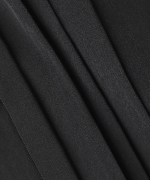 LEPSIM(レプシィム)の「タックデザインブラウス21S 921866(シャツ/ブラウス・レディース・ブラック/オフホワイト/ブルー/グレイッシュベージュ・MEDIUM/LARGE)」の19枚目の写真