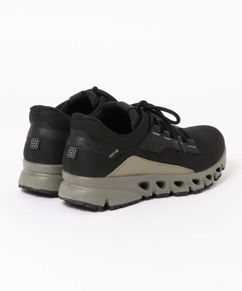 ECCO(エコー)の「エコー マルチベント M(スニーカー・メンズ・ブラック・41/40/39/42/43)」の3枚目の写真