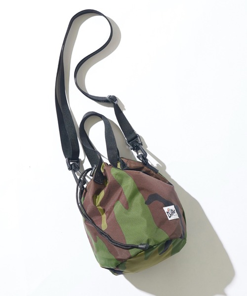 Drifter（ドリフター）の「【Drifter】/DRAWSTRING POUCH ドリフター円マチドローストリングショルダーバッグ ※（ショルダーバッグ・レディース・ブラック/ダークブラウン/ベージュ/ブラウン/レオパード/アニマル/グリーン/ピンク/ブルー/ネイビー/パープル/その他1/グレー/その他2/その他4/その他5/その他3/グリーン系その他2/イエロー/その他7/その他8/バーガンディー/その他9/カモフラージュ・FREE）」の15枚目の写真