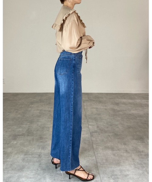 She's Closet（シーズクローゼット）の「裾カットオフハイウエストストレートデニムパンツ（デニムパンツ・レディース・ライトブルー/ブラック/パープル/オフホワイト/ブルー・S/M）」の13枚目の写真
