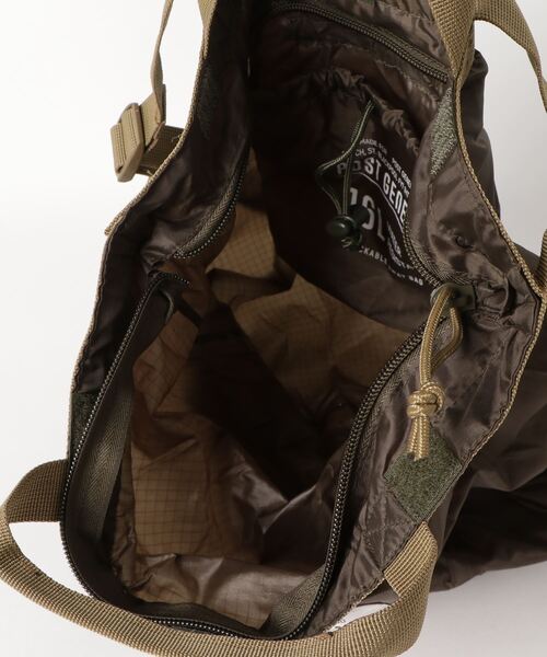 JACK & MARIE(ジャックアンドマリー)の「POSTGENERAL PACKABLE 2WAY BAG (ポストジェネラル )(エコバッグ/サブバッグ・メンズ・ブラック/オリーブ/ブラウン系その他/ベージュ系その他・FREE)」の6枚目の写真