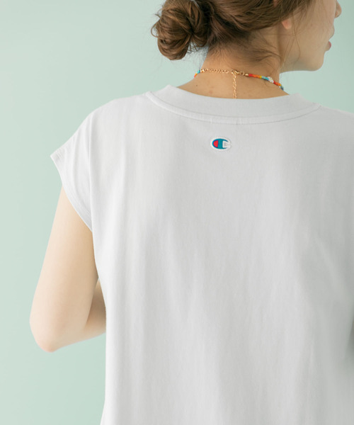 Champion ワンピース(フレンチスリーブAラインワンピース)ライトベージュ Champion ワンピース(フレンチスリーブAラインワンピース)ライト
